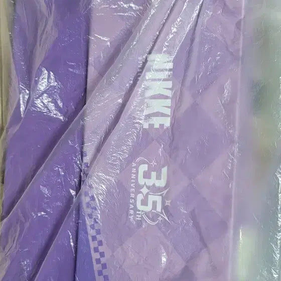 [BUNJANG] Nihle 3.5th Anniversary Limited T.T.STAR Gift Box Goods Set / 니케 3.5주년 한정 T.T.STAR 기프트 박스 굿즈 세트