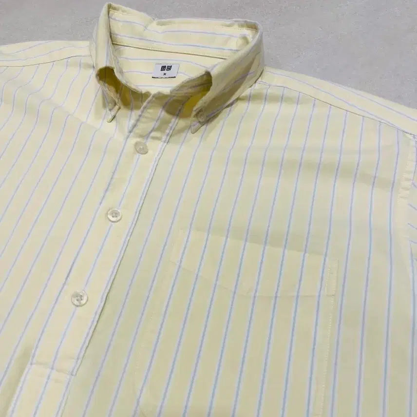 [BUNJANG] Uniqlo Striped Oxford Half-Neck Short-Sleeve Shirt (M) / [유니클로] 스트라이프 옥스포드 반팔 하프넥 셔츠 M