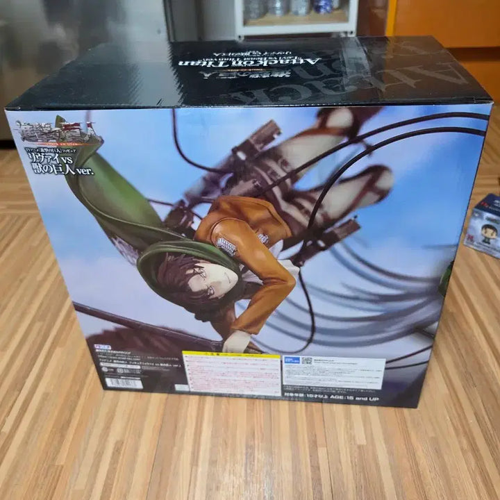 [BUNJANG] Attack on Titan Levi vs. Beast Titan Scale Figure / 진격의 거인 리바이 vs 짐승의 거인 피규어 판매합니다
