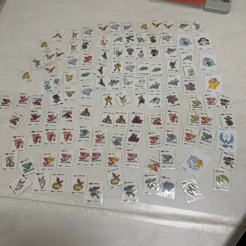 [SOLD OUT] 포켓몬 띠부씰 시즌5 장당 2000팝니다