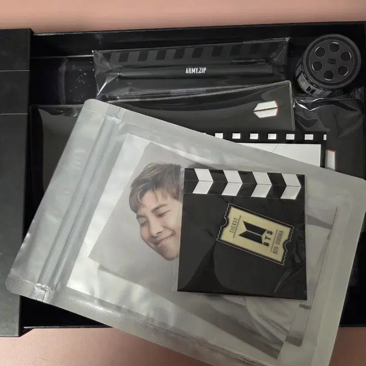[BUNJANG] BTS ARMY Membership Kit / 방탄소년단 아미 멤버십 기트