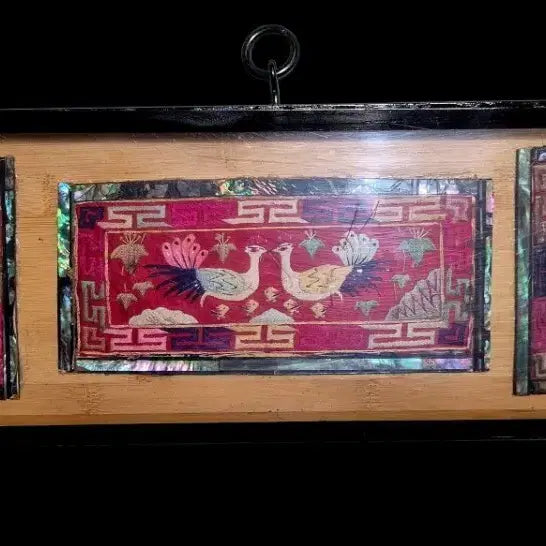[BUNJANG] Joseon Dynasty Embroidered Frame with Mother-of-Pearl Inlay (55 x 16.5cm) / 조선~근대 자수액자 수집용 55~16.5cm