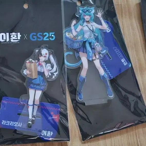 [SOLD OUT] 이환 GS25 아크릴 스탠드 4종 일괄 판매합니다