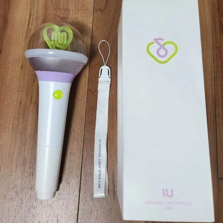 [BUNJANG] IU Official Lightstick Ver. 3 / 아이유 응원봉 Ver.3