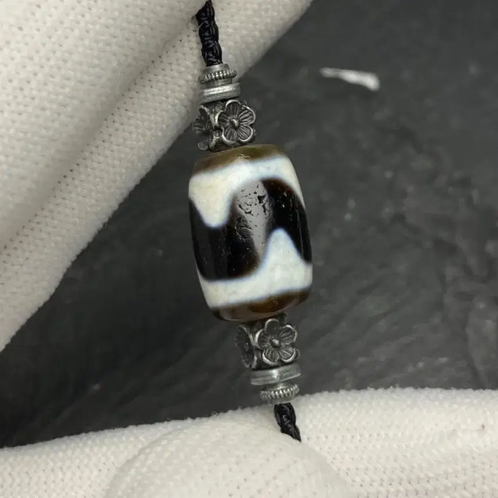 [BUNJANG] Tibetan Dzi Bead Agate Focal Bead / Dzi bead 티벳 호아천주 / 수집품/ 희귀/ 목걸이