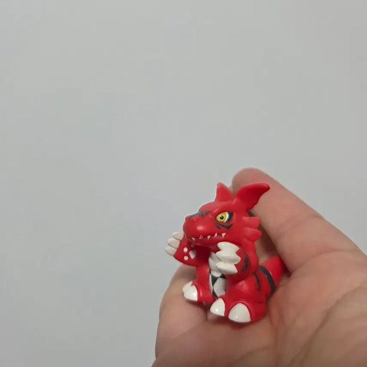 [BUNJANG] Digimon Adventure Guilmon Finger Puppet Plush Toy / 캐릭터 인형 피규어 고전 만화 굿즈 디지몬 어드벤처 길몬 손가락인형