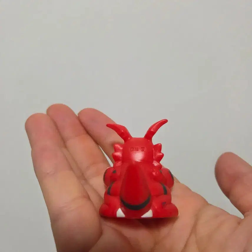 [BUNJANG] Digimon Adventure Guilmon Finger Puppet Plush Toy / 캐릭터 인형 피규어 고전 만화 굿즈 디지몬 어드벤처 길몬 손가락인형