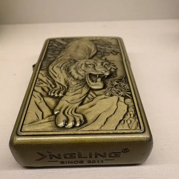 [BUNJANG] Custom Tiger Pattern Vintage Lighter / 커스텀 라이터