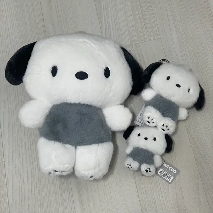 [BUNJANG] Sanrio Pochacco Monotone Plushie Keychain Set (3 Sizes) / (3종 세트) 산리오 포차코 모노톤 흑백 그레이 인형 키링