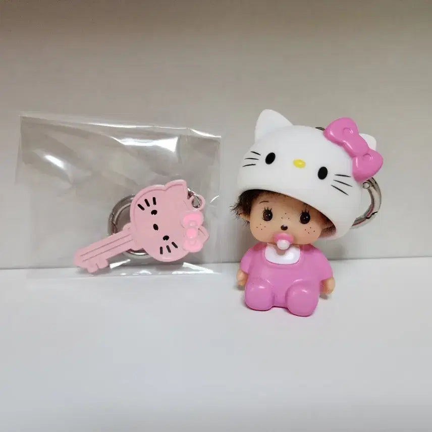 [BUNJANG] Hello Kitty Monchhichi Bundle / 키티 열쇠 키링, 키티 몬치치(베베치치) 일괄
