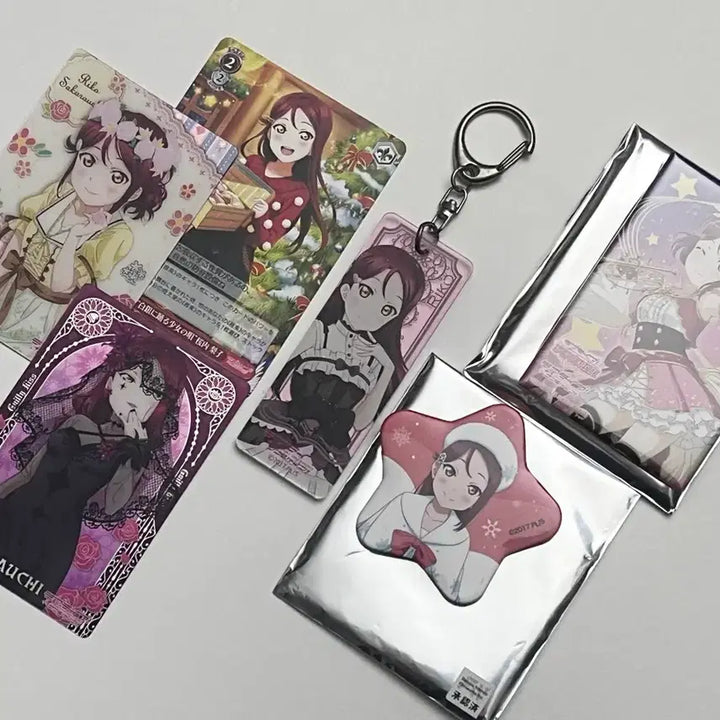 [BUNJANG] Love Live! Sunshine!! Riko Sakurauchi Badge, Wafer Card, and Keychain Set / 러브라이브) 선샤인 사쿠라우치 리코 뱃지, 웨하스, 키링 세트