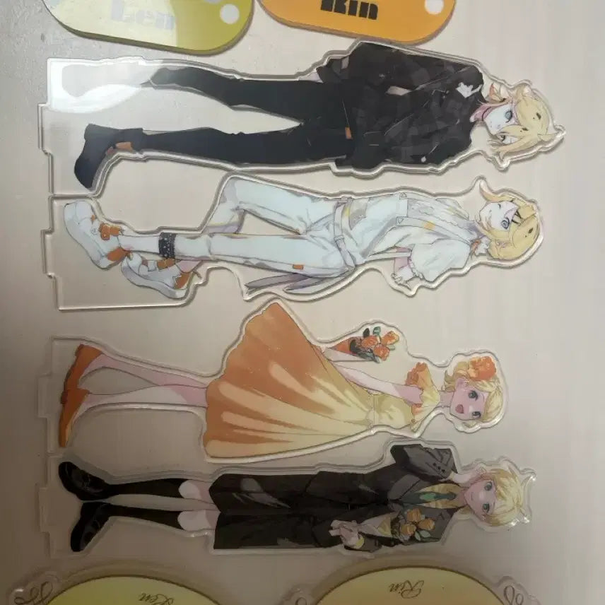 [BUNJANG] Kagamine Rin Len Acrylic Stand / 카가미네 린렌 아크릴 판매 합니다
