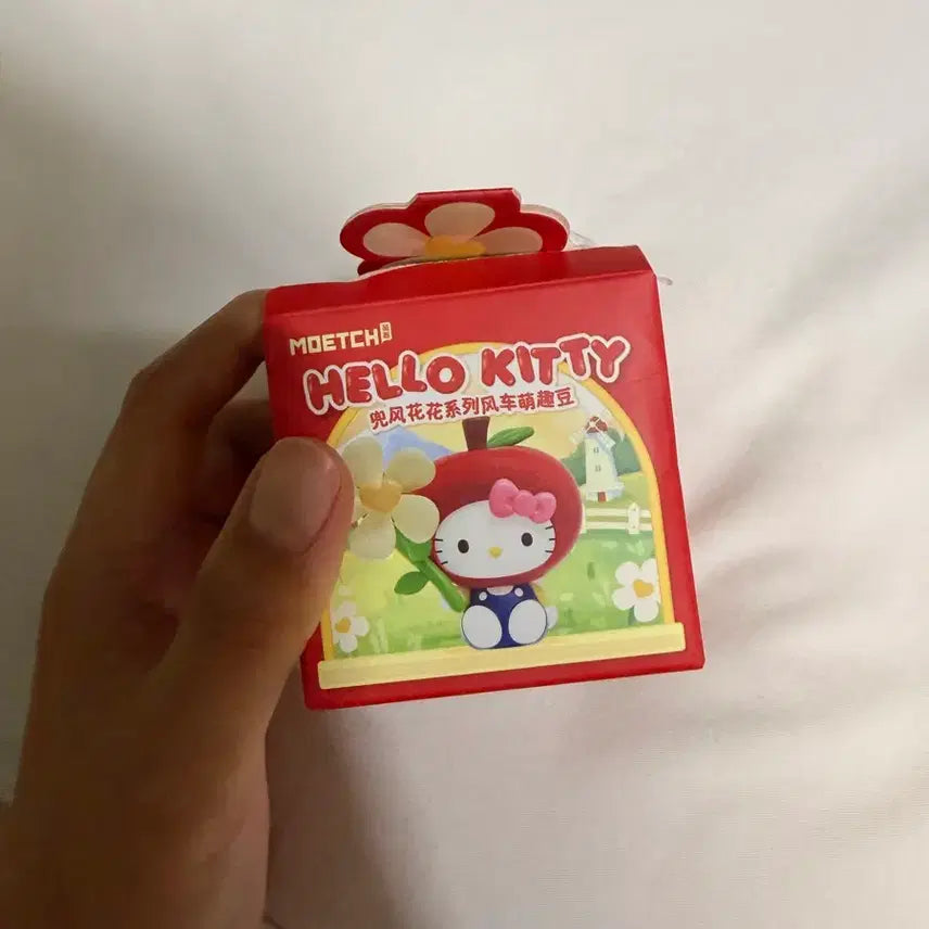 [BUNJANG] Hello Kitty Mini Windmill Figure / 헬로키티 풍차미니피규어