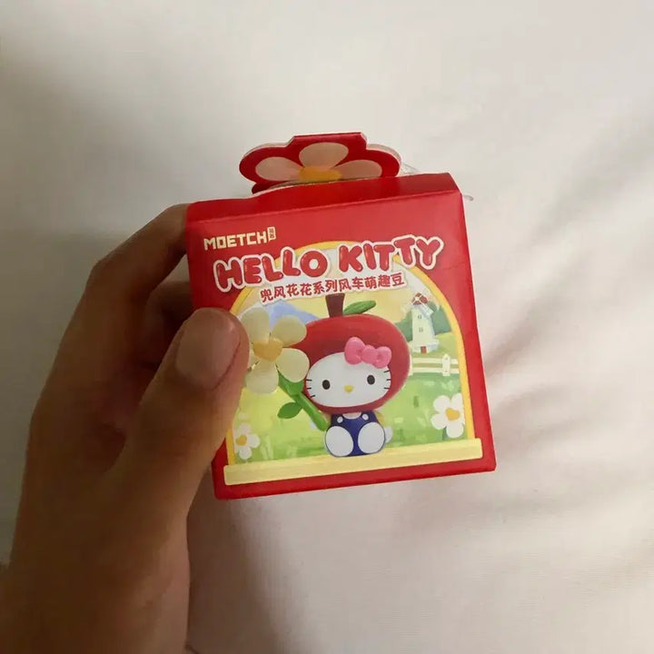[BUNJANG] Hello Kitty Mini Windmill Figure / 헬로키티 풍차미니피규어