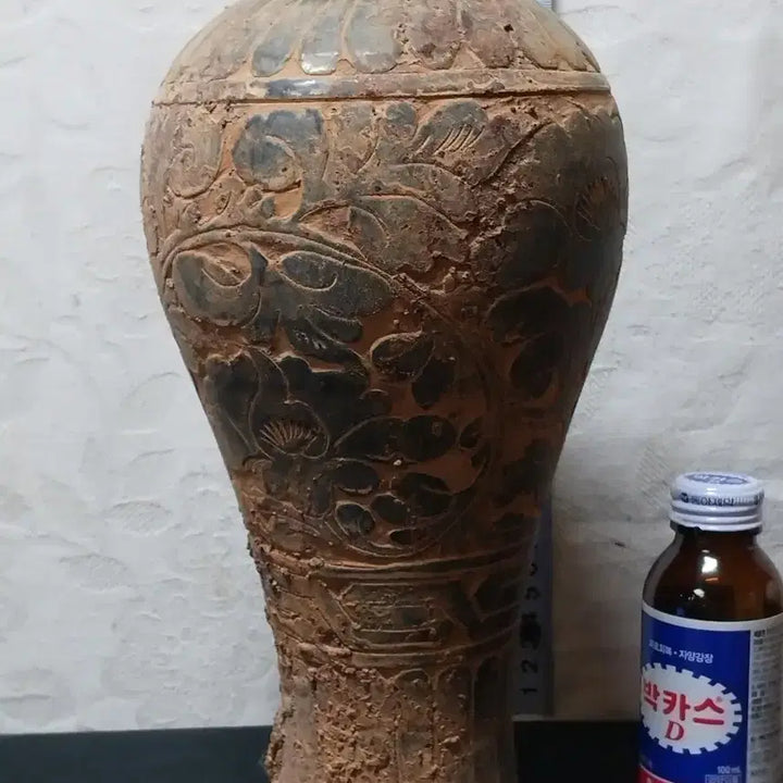 [BUNJANG] Uncertain Period Peony Decorated Black Glazed Meiping Vase / 연대 미상 목단문 흑유매병 판매자 추천 상품