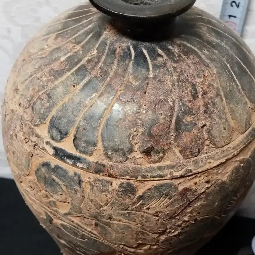 [BUNJANG] Uncertain Period Peony Decorated Black Glazed Meiping Vase / 연대 미상 목단문 흑유매병 판매자 추천 상품