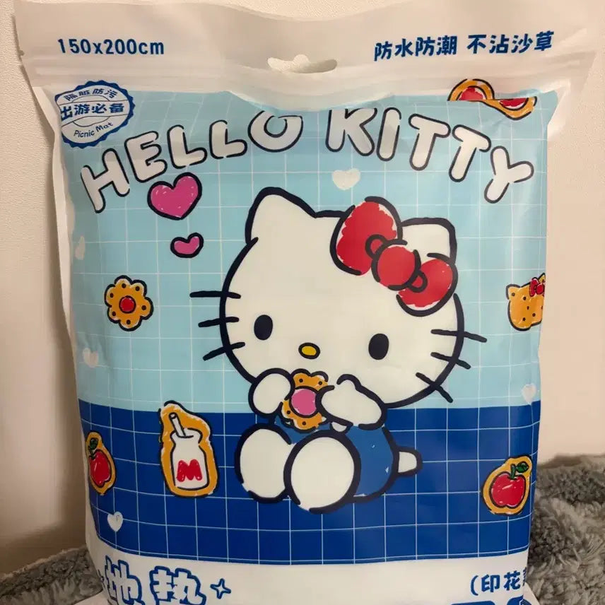 [BUNJANG] Hello Kitty Picnic Mat 150x200cm / 헬로키티 피크닉 매트 150x200cm