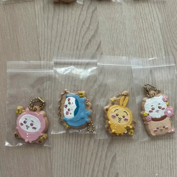 [BUNJANG] Chiikawa Cookie Charm Keychain Set (Series 1, 13 Types) / 치이카와 쿠키참 키링 1탄 13종 세트