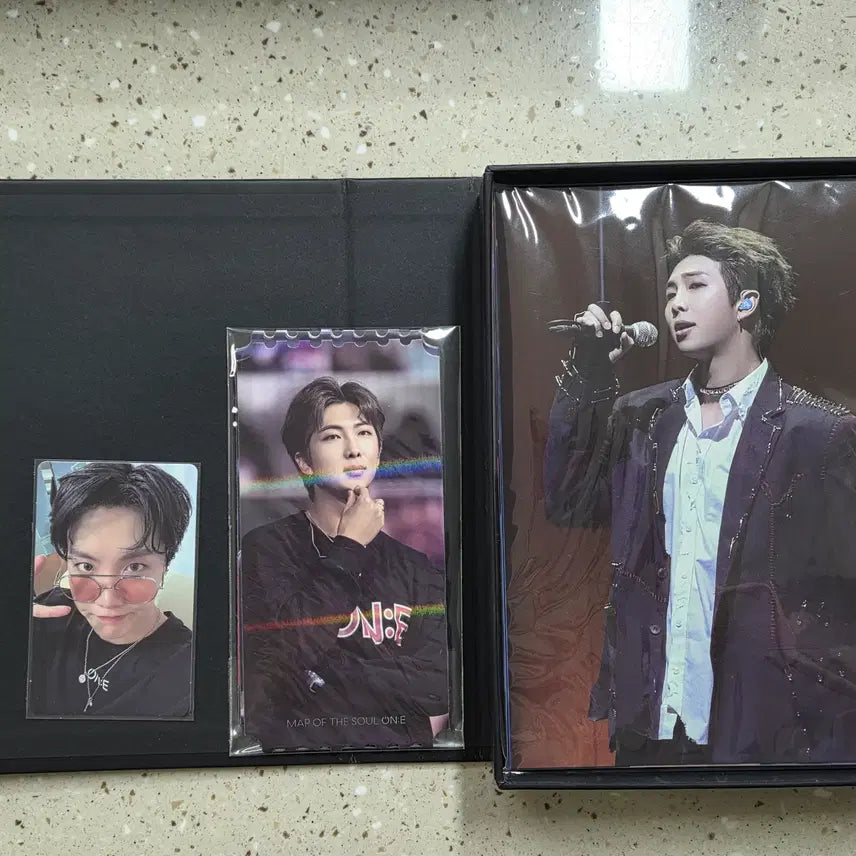 [BUNJANG] BTS Map of the Soul ON:STAGE Blu-ray Bundle Set (Photocard: J-Hope) / 일괄) 맵솔 블레 온콘 맵오브더소울 방탄 bts 블루레이 (포카:제이홉)