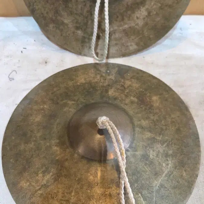 [BUNJANG] Antique East-Facing "Dong Bara" Vase / 연대좋은 동 바라