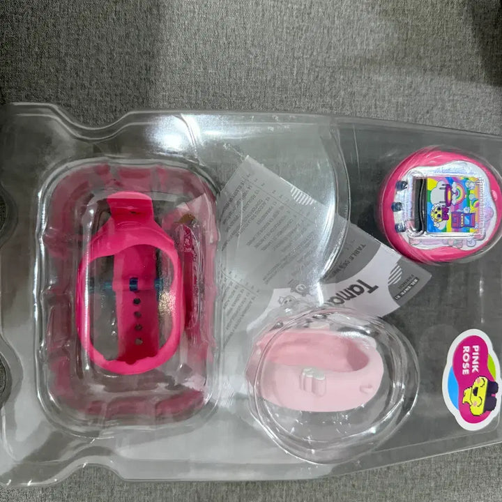 [SOLD OUT] 다마고치 유니 분홍색 팝니다 (속지,케이스 드림)