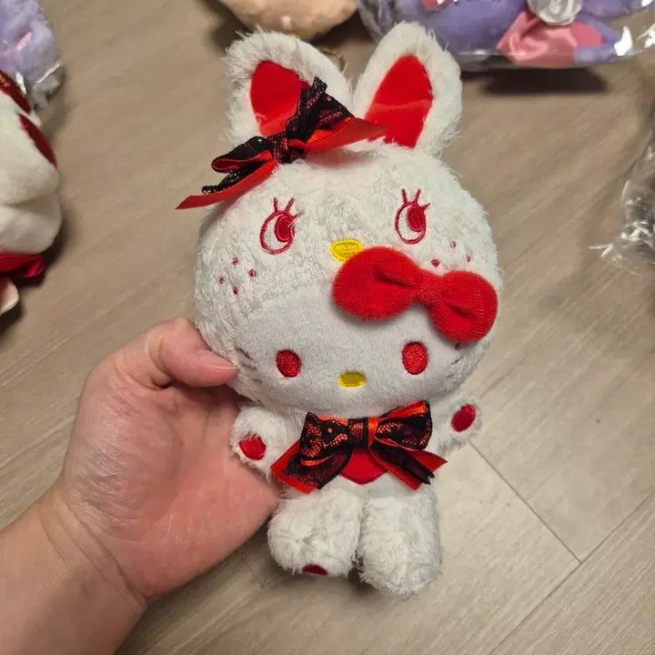 [BUNJANG] Sanrio Colorful Bunny Kitty Plush / 산리오 컬러풀바니 키티