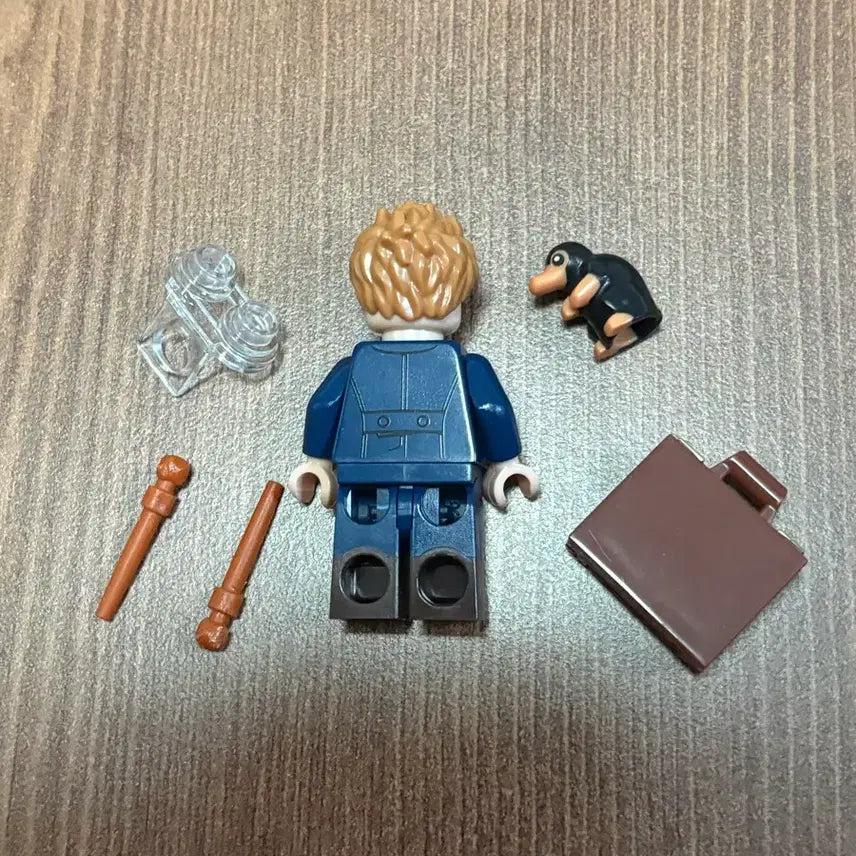 [BUNJANG] LEGO Harry Potter Newt Scamander / 레고 해리포터 신비한 동물사전 뉴트 스캐맨더
