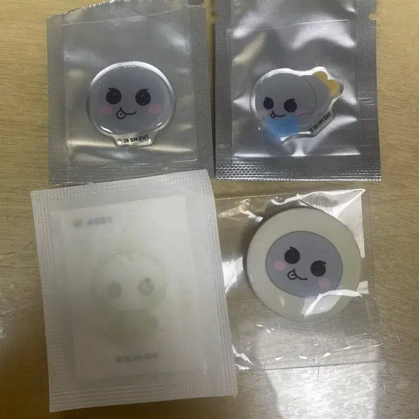 [SOLD OUT] 라이즈 CU라이즈빵 띠부씰