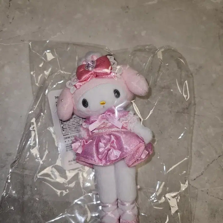 [BUNJANG] My Melody Ballerina Doll Keychain (Sealed) / 마이멜로디 발레리나 인형 키링 미개봉