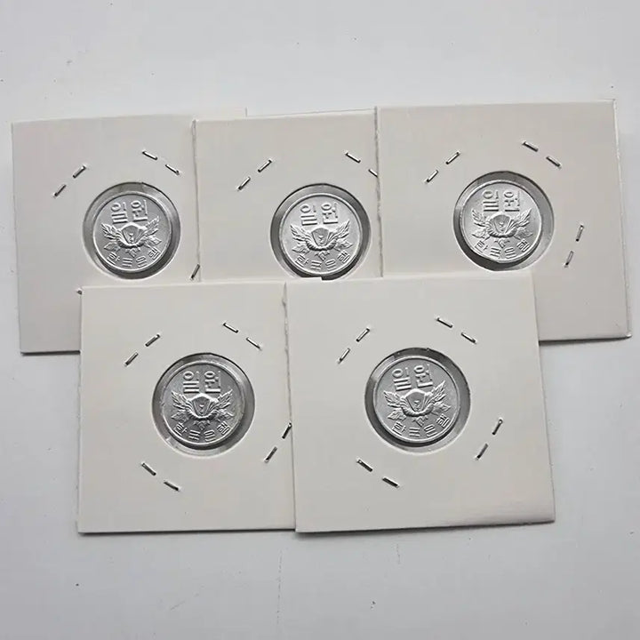 [SOLD OUT] 1981년1주화 미사용5개