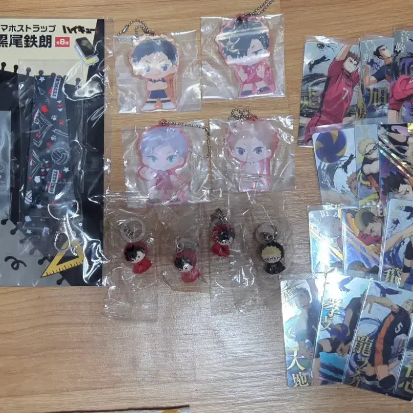 [BUNJANG] Haikyuu!! Kuroo Tsukishima Goods Bundle (Excluding Kenma Stand) / 하이큐 쿠로오 츠키시마 굿즈처분메지루시 +켄마스탠드