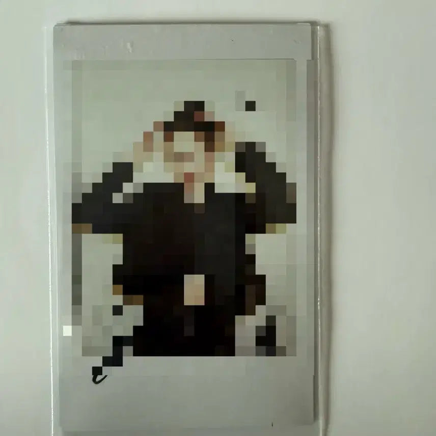 [BUNJANG] Kep1er Huening Bahiyyih Signed Polaroid / 케플러 휴닝바히에 사인폴라로이드