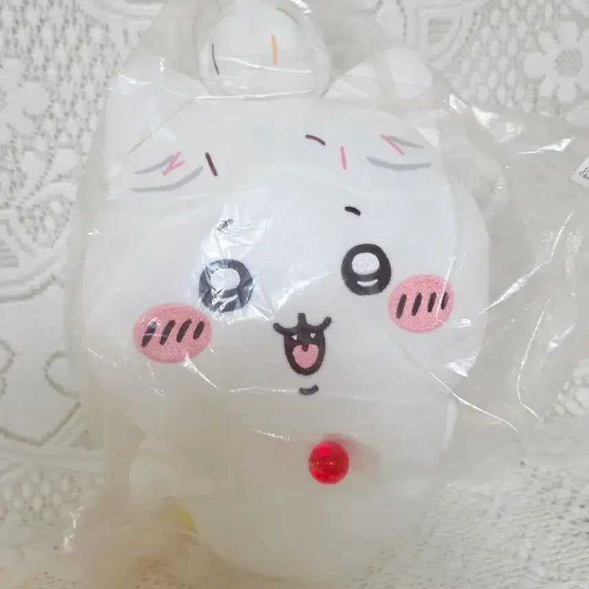 [BUNJANG] Chiikawa Hachiware Birthday Cream Plush / 치이카와 먼작귀 생일 생크림 누이 하치와레
