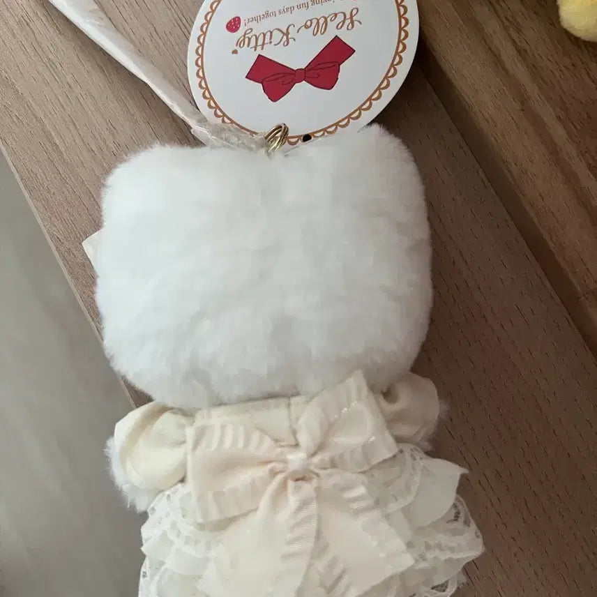 [BUNJANG] Sanrio Strawberry Shortcake Kitty Mascot / 산리오 딸기 쇼트케이크 키티 마스코트