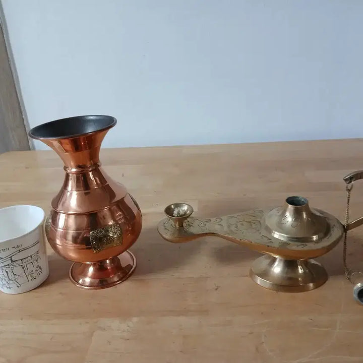 [BUNJANG] Vintage Copper Vase &amp; Brass Aladdin Lamp Ornament / 동 장식품