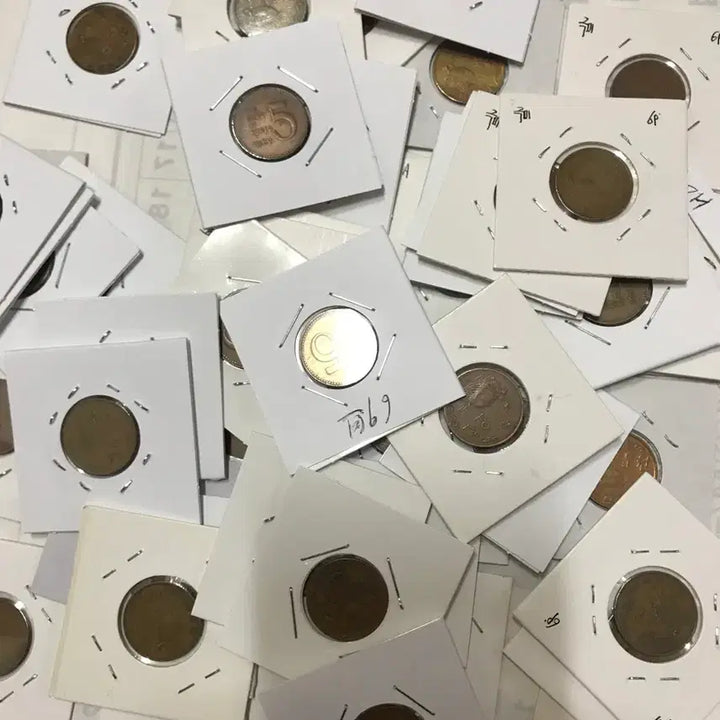 [BUNJANG] South Korean Bank 1969 5 Won Coin (52 pcs) / 한국은행 69년5원 동전판매