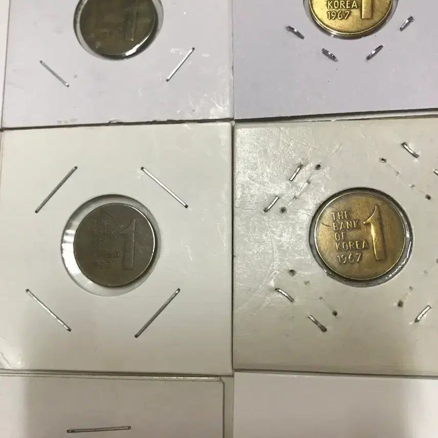 [BUNJANG] 1967 South Korean 1 Won Coin (Bundle of 26) / 한국은행 67년1원 동전 판매