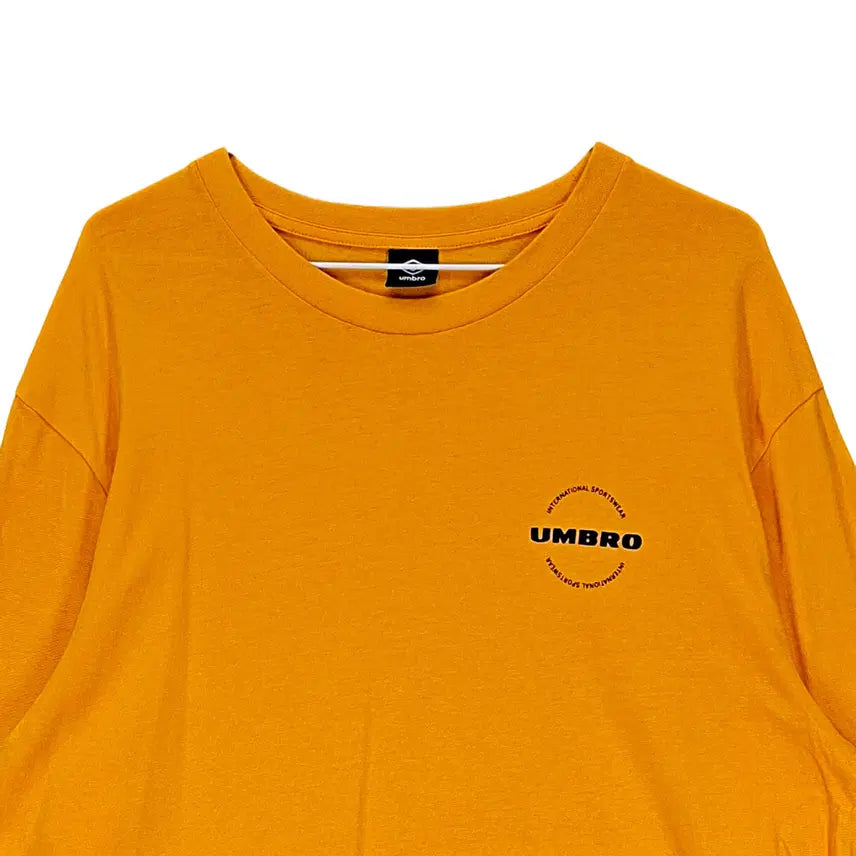 [SOLD OUT] 엄브로 남성 스포티한 루즈핏 반팔티 100 머스타드 07834