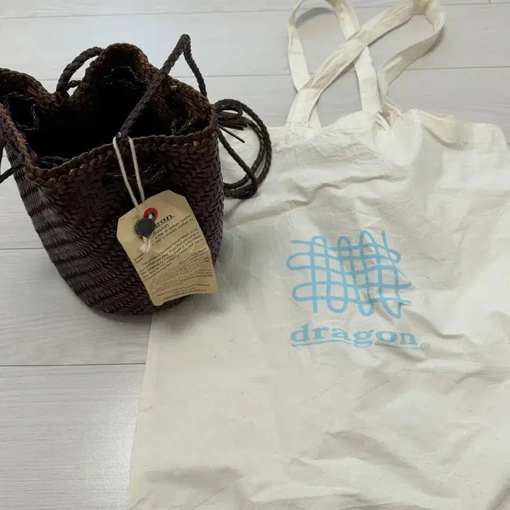 [SOLD OUT] 드래곤디퓨전 폼폼 다크브라운