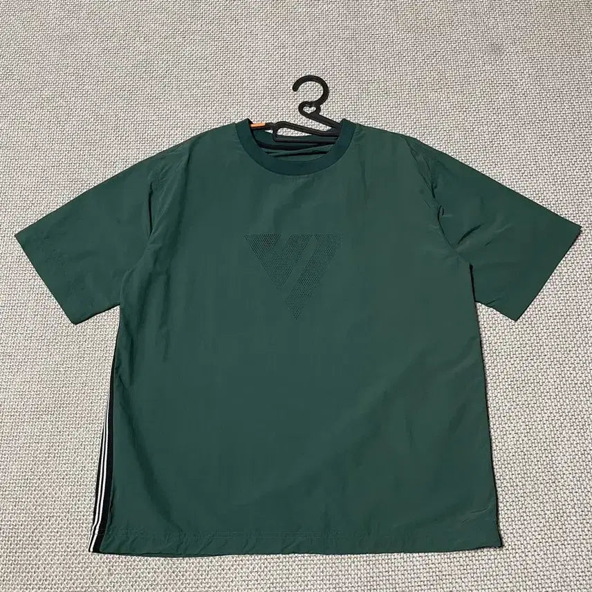 [SOLD OUT] XL 브이시즌 골프 반팔 웜업 B.8298