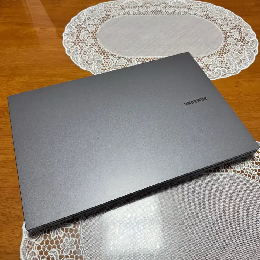 [BUNJANG] Samsung High-Spec Laptop / 삼성 고사양 노트북 (i5-1135G7, 배터리100%, WIN11정품,