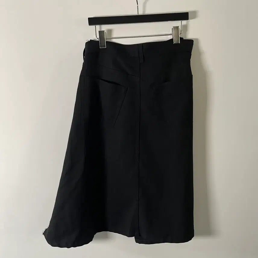 [BUNJANG] Junya Watanabe Asymmetrical Black Skirt / 준야와타나베 비대칭 블랙 스커트 (onp.68)