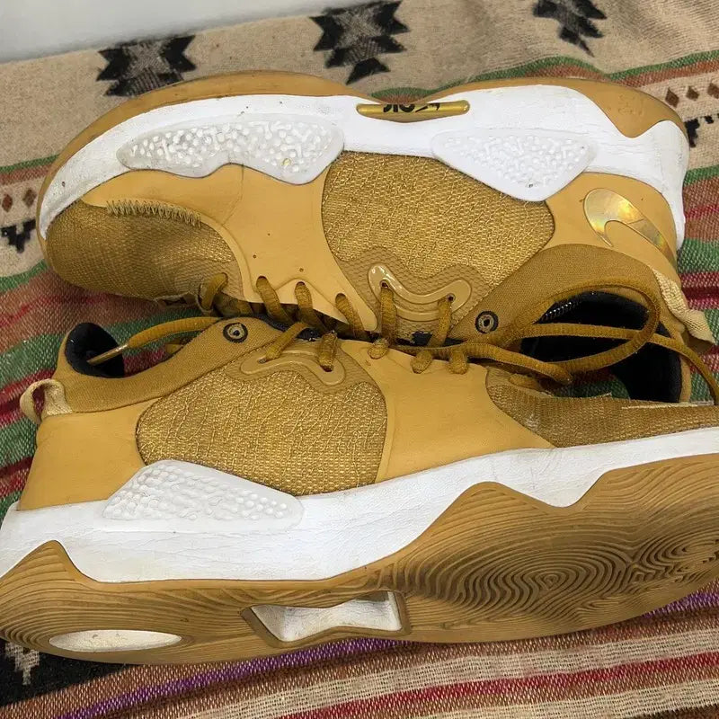 [BUNJANG] Nike PG 5 EP Metallic Gold Basketball Shoes Sneakers 280 / 나이키 PG 5 EP 메탈릭골드 농구화 운동화 280 X01673