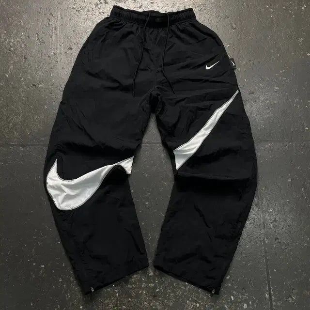 [SOLD OUT] 100 나이키 빅스우시 나일론 팬츠