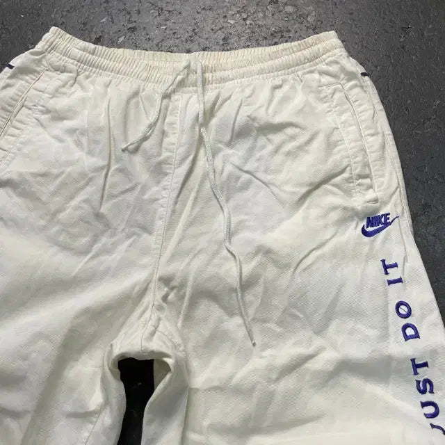 [BUNJANG] Nike Old School Nylon Pants / 100 나이키 삼나스포츠 올드스쿨 나일론 팬츠