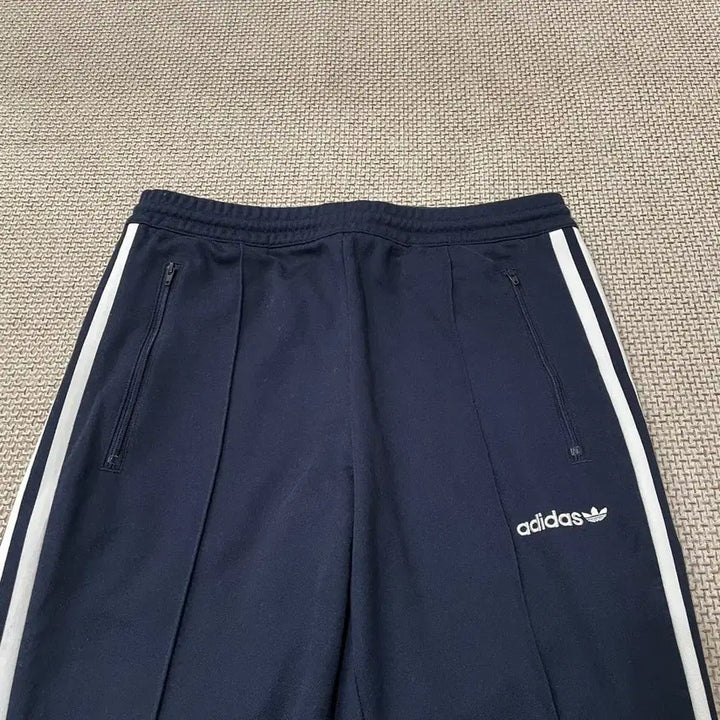 [BUNJANG] Adidas Training Pants M / M 아디다스 트레이닝복 바지 하의 B.7061