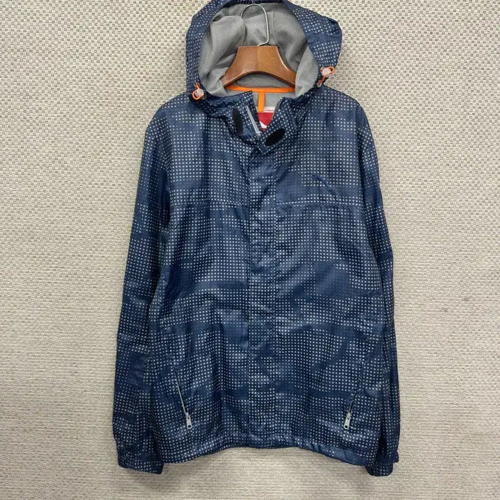 [BUNJANG] Puma Spring Windbreaker Jacket L / 푸마 봄 바람막이 자켓 L D06450