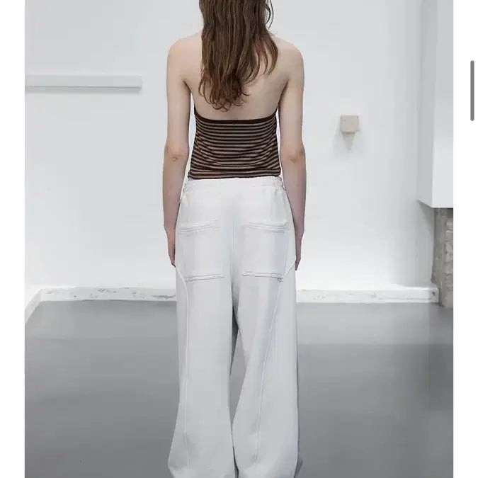 [BUNJANG] Cerric Stripe Halterneck Sleeveless Top / Cerric 세릭 스트라이프 홀터넥 탑 슬리브리스