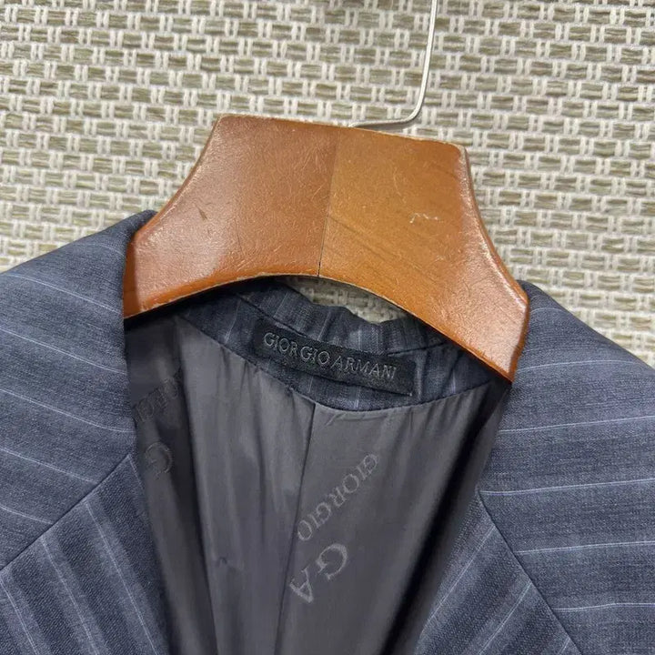 [SOLD OUT] 조르지오 아르마니 울 블레이저 자켓 50 D06485