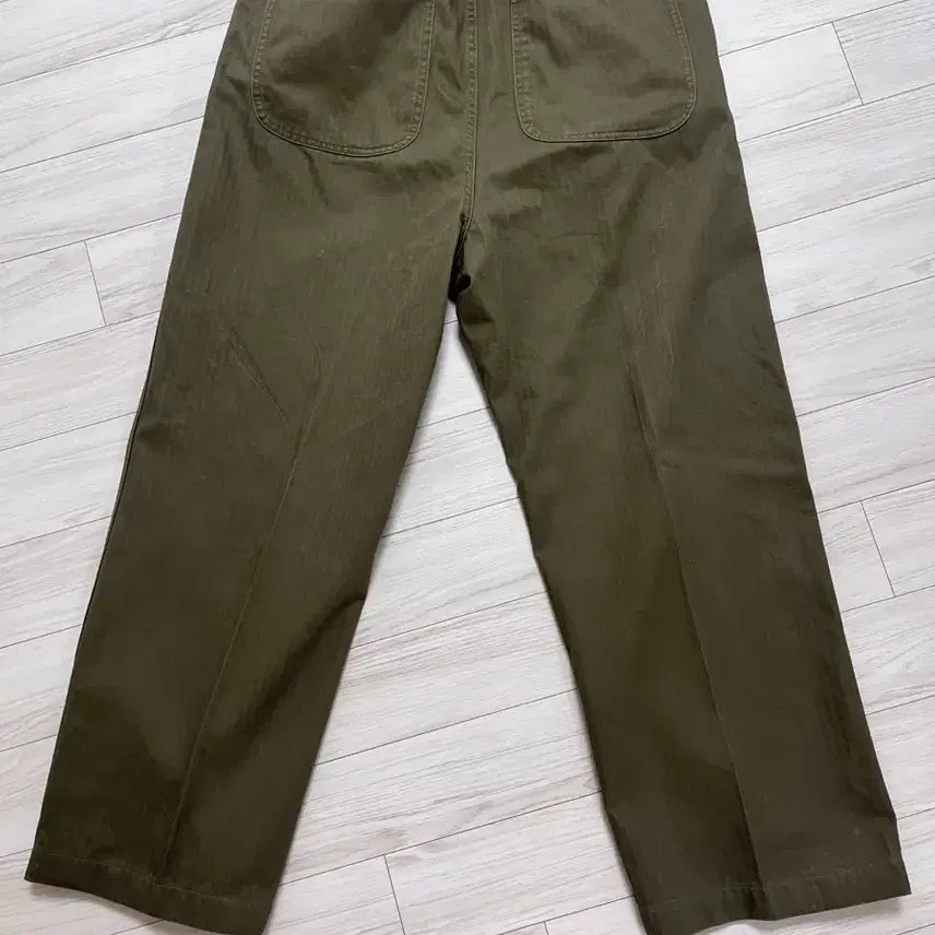[BUNJANG] Outstanding Herringbone Wide Pants Size 32 / 아웃스탠딩 헤링본 팬츠 32